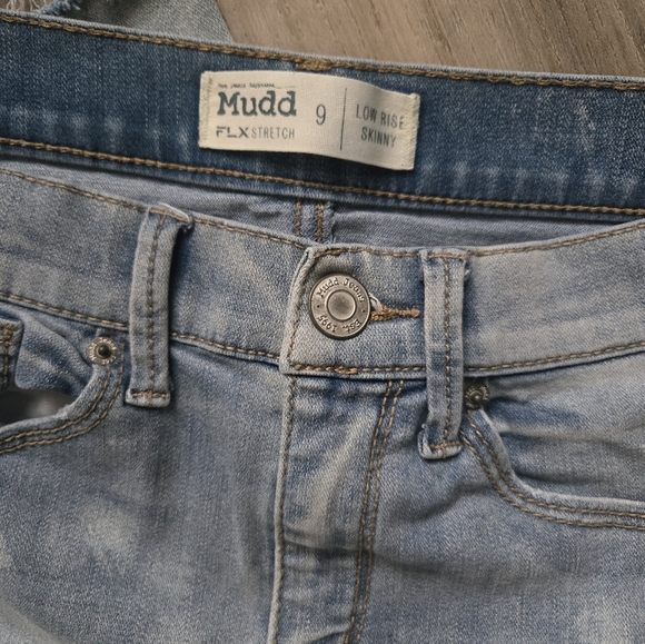 Mudd FLX Stretch Light Wash Low Rise Skinny Ripped Distressed Jeans Junior 9 - Picture 9 of 10